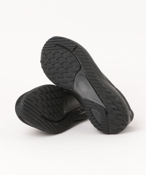 NIKE(ナイキ)の「NIKE ナイキ QUEST 7【超軽量】メンズスニーカー ランニングシューズ 厚底(クエスト7) IM6368-001 ブラック/ブラック/ブラック/アンスラサイト(スニーカー・メンズ・ブラック×ブラック・25.5cm/26.0cm/26.5cm/27.0cm/27.5cm/28.0cm/29.0cm/30.0cm/31cm)」の3枚目の写真