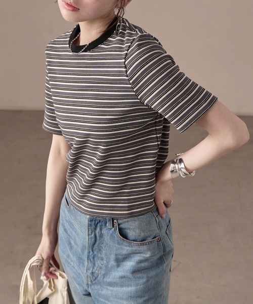 Fashion Letter(ファッションレター)の「フライス マルチボーダーミニTシャツ(Tシャツ/カットソー・レディース・ホワイト/チャコールグレー/パープル/ブラウン/ブルー・M)」の13枚目の写真