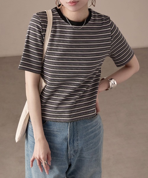 Fashion Letter(ファッションレター)の「フライス マルチボーダーミニTシャツ(Tシャツ/カットソー・レディース・ホワイト/チャコールグレー/パープル/ブラウン/ブルー・M)」の14枚目の写真