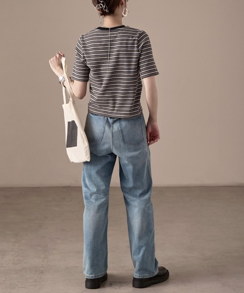 Fashion Letter(ファッションレター)の「フライス マルチボーダーミニTシャツ(Tシャツ/カットソー・レディース・ホワイト/チャコールグレー/パープル/ブラウン/ブルー・M)」の19枚目の写真