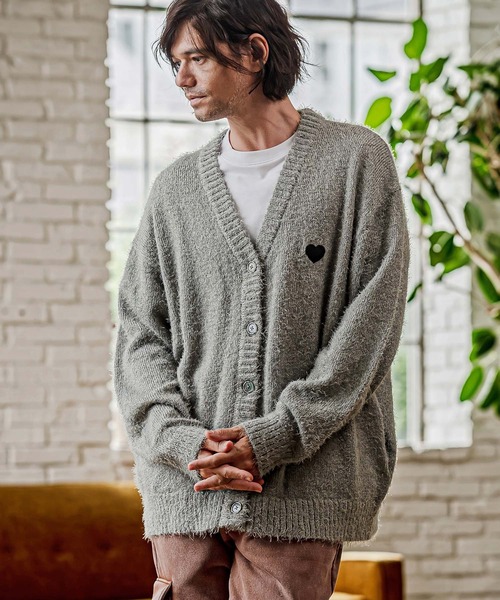 CAMBIO(カンビオ)の「mcg3867-Feather Yarn Heart Knit Cardigan ニットカーディガン(PF-262-018)(カーディガン/ボレロ・メンズ・ブラック/グレー/カーキ/ナチュラル・M/L)」の2枚目の写真