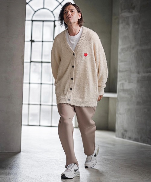 CAMBIO(カンビオ)の「mcg3867-Feather Yarn Heart Knit Cardigan ニットカーディガン(PF-262-018)(カーディガン/ボレロ・メンズ・ブラック/グレー/カーキ/ナチュラル・M/L)」の7枚目の写真