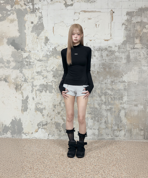 ETRE AU SOMMET(エトレオソメ)の「Waffle Zipper Hot Pants (Melange Gray)(その他パンツ・レディース・チャコールグレー・FREE)」の3枚目の写真