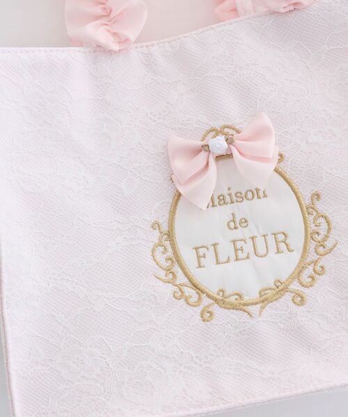 Maison de FLEUR（メゾンドフルール）の「リボンフレームフリルハンドルトートバッグ（トートバッグ・レディース・ライトピンク・FREE）」の6枚目の写真