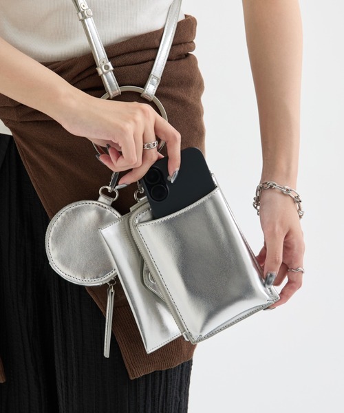 【美品】ウーゴカッチャトーリ ショルダーバッグ スカル シルバー925 レザー セール/ブランド古着】ショルダーバッグ（ショルダーバッグ）｜COLONY