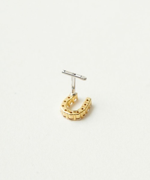 BAQLESS（バックレス）の「[BAQLESS/バックレス] ZIRCONIA HONESTY ALINA ゴールド ピアス（ピアス（両耳用）・レディース・ゴールド・ONE SIZE）」の5枚目の写真