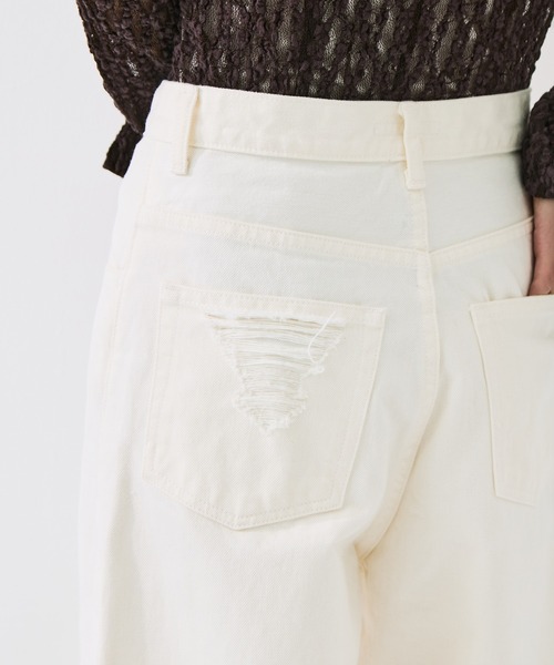 STUDIOUS(ステュディオス)の「【STUDIOUS/ステュディオス】Damaged Barrel Leg Jeans/ダメージバレルレッグジーンズ/美脚デニム/小尻効果(デニムパンツ・レディース・オフホワイト・2/1)」の2枚目の写真