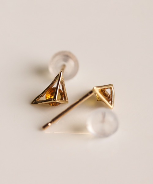 cui-cui(キュイキュイ)の「カラーストーン ピアス | K10YG 〈2026 AUTUMN COLLECTION〉(ピアス(両耳用)・レディース・グリーン/ホワイト/オレンジ・FREE)」の13枚目の写真