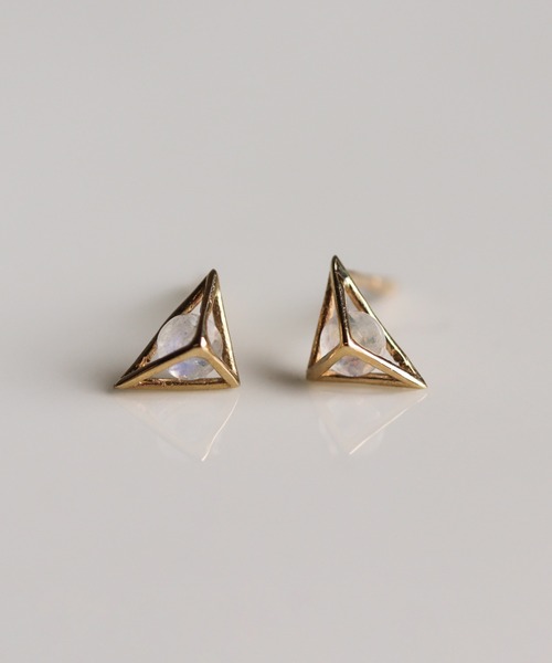 cui-cui(キュイキュイ)の「カラーストーン ピアス | K10YG 〈2026 AUTUMN COLLECTION〉(ピアス(両耳用)・レディース・グリーン/ホワイト/オレンジ・FREE)」の18枚目の写真