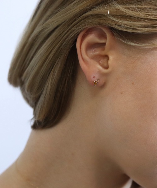 cui-cui(キュイキュイ)の「カラーストーン ピアス | K10YG 〈2026 AUTUMN COLLECTION〉(ピアス(両耳用)・レディース・グリーン/ホワイト/オレンジ・FREE)」の17枚目の写真