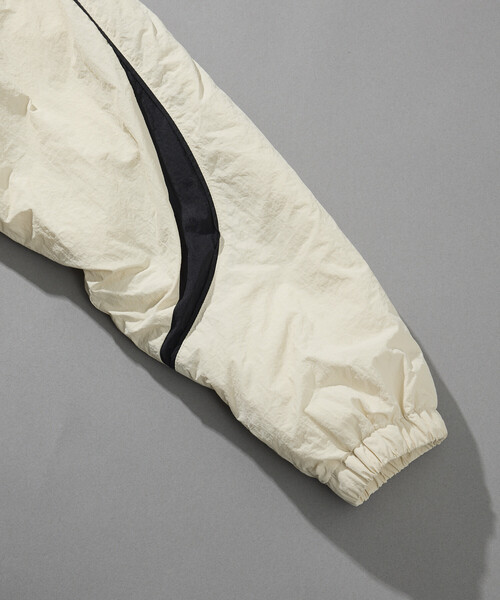 UMBRO(アンブロ)の「UMBRO/アンブロ SP Padding Nylon Track JACKET/別注 パディング ナイロン トラックジャケット/中綿ジャケット(ブルゾン・メンズ・ブラウン/チェック/ブラック/オフホワイト・X-LARGE/LARGE/MEDIUM)」の19枚目の写真