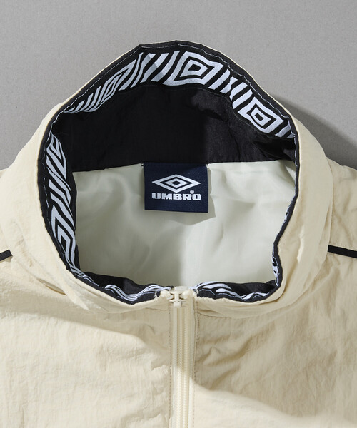 UMBRO(アンブロ)の「UMBRO/アンブロ SP Padding Nylon Track JACKET/別注 パディング ナイロン トラックジャケット/中綿ジャケット(ブルゾン・メンズ・ブラウン/チェック/ブラック/オフホワイト・X-LARGE/LARGE/MEDIUM)」の20枚目の写真