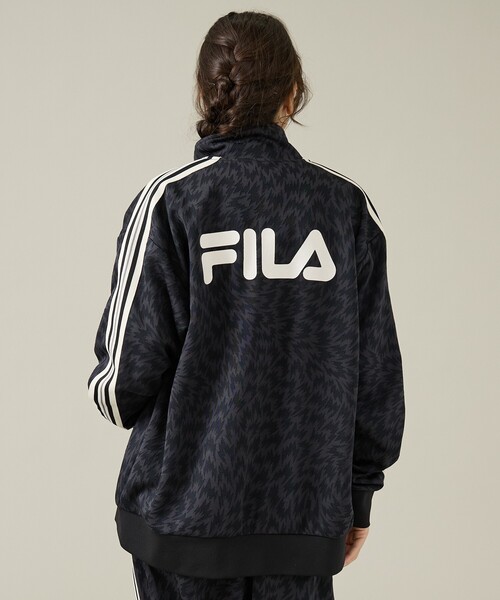 FILA(フィラ)の「【ELEY KISHIMOTO×FILA】イーリーキシモト×フィラ トラックトップ / ユニセックス / SM6FBU707(ブルゾン・メンズ・カーキ/ブラック・L/M)」の9枚目の写真