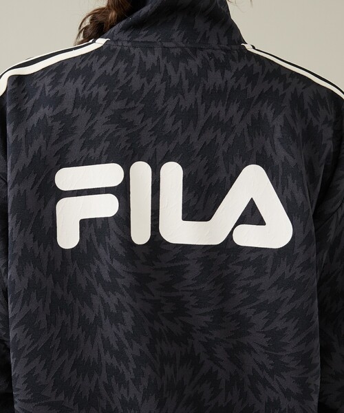 FILA(フィラ)の「【ELEY KISHIMOTO×FILA】イーリーキシモト×フィラ トラックトップ / ユニセックス / SM6FBU707(ブルゾン・メンズ・カーキ/ブラック・L/M)」の17枚目の写真