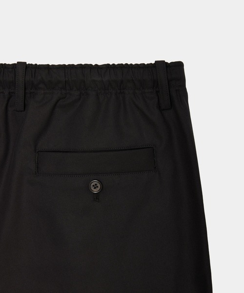 markaware(マーカウェア)の「【MARKAWARE/マーカウェア】 DOUBLE PLEATED EASY TROUSERS(スラックス・メンズ・ブラック/キャメル・2/1/3)」の4枚目の写真