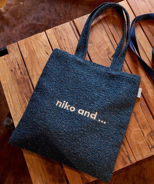 niko and...(ニコアンド)の「ニコロゴツブツブトートバッグ(トートバッグ・レディース・カーキ/ネイビー/オフホワイト/レッド/ベージュ・0)」の4枚目の写真