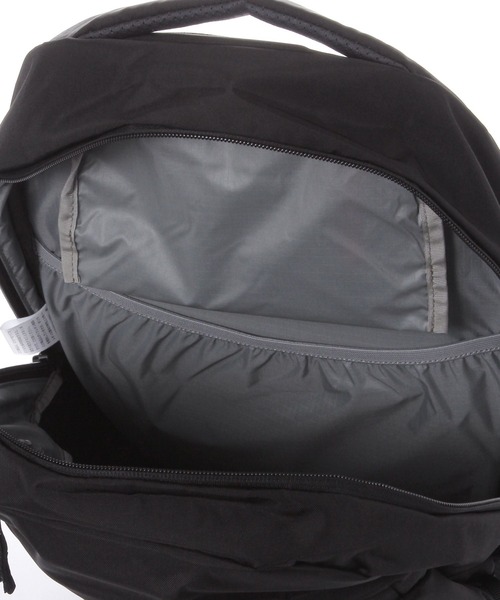 THE NORTH FACE(ザノースフェイス)の「【THE NORTH FACE(ザ・ノース・フェイス)】Vostok26(バックパック/リュック・メンズ・グレー/ブラック・FREE)」の16枚目の写真