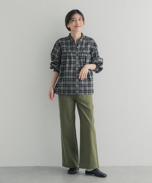 URBAN RESEARCH DOORS（アーバンリサーチドアーズ）の「フリルネックチェックブラウス 26AW（シャツ/ブラウス・レディース・ベージュ系その他/ブラック系その他・FREE）」の9枚目の写真