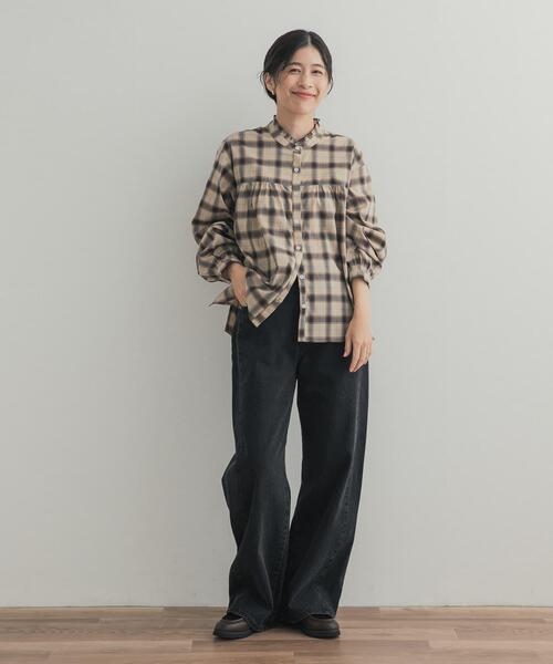 URBAN RESEARCH DOORS（アーバンリサーチドアーズ）の「フリルネックチェックブラウス 26AW（シャツ/ブラウス・レディース・ベージュ系その他/ブラック系その他・FREE）」の21枚目の写真