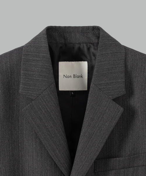 NONBLANK(ノンブランク)の「バーティカル ルーズフィット 3BTYN ジャケット_DARK GREY(テーラードジャケット・メンズ・その他・MEDIUM/LARGE/X-LARGE)」の4枚目の写真