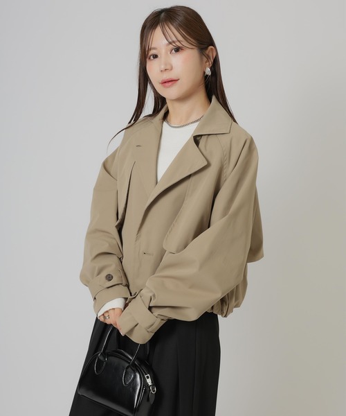 Riberry(リベリー)の「バルーンショートトレンチコート(トレンチコート・レディース・ベージュ/ブラック/カーキ・MEDIUM)」の10枚目の写真