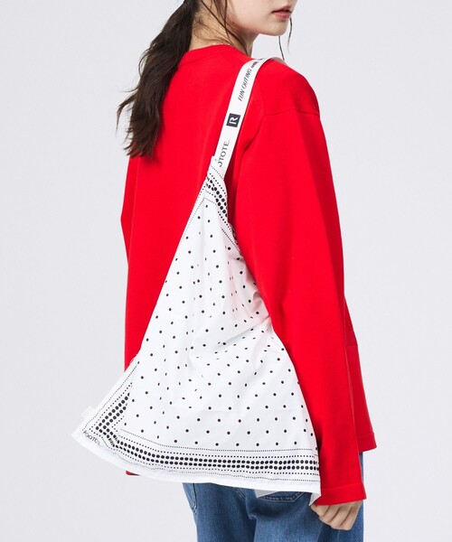 ROOTOTE(ルートート)の「【ROOTOTE/ルートート】ターバンバッグ/トートバッグ(トートバッグ・レディース・ブラック系その他/その他1/ブルー/レッド/ブラック/ライトブルー/ホワイト/ピンク系その他・フリー)」の2枚目の写真