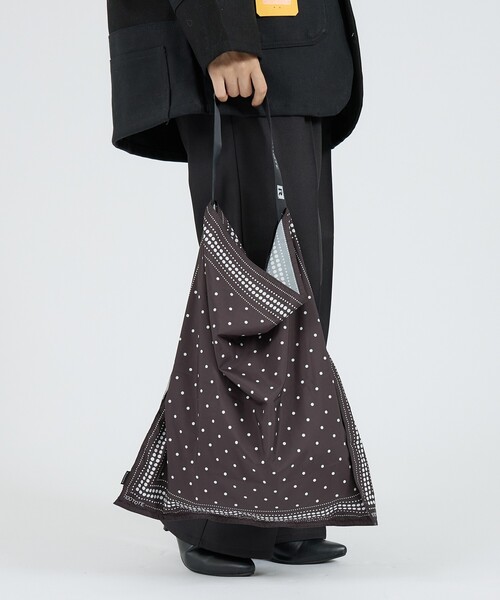 ROOTOTE(ルートート)の「【ROOTOTE/ルートート】ターバンバッグ/トートバッグ(トートバッグ・レディース・ブラック系その他/その他1/ブルー/レッド/ブラック/ライトブルー/ホワイト/ピンク系その他・フリー)」の3枚目の写真
