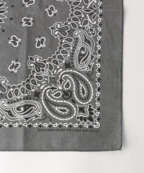 BEAUTY&YOUTH UNITED ARROWS（ビューティーアンドユースユナイテッドアローズ）の「BY THE BANDANNA COMPANY ペイズリーバンダナ ◆（バンダナ/スカーフ・レディース・ケリー/ダークグレー/イエロー/オレンジ系その他/ホワイト・FREE）」の6枚目の写真