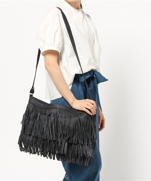 style counsel(スタイルカウンセル)の「【Seacal】 サーカル フリンジショルダーバッグ(ショルダーバッグ・レディース・ブラウン/ブラック・FREE)」の6枚目の写真
