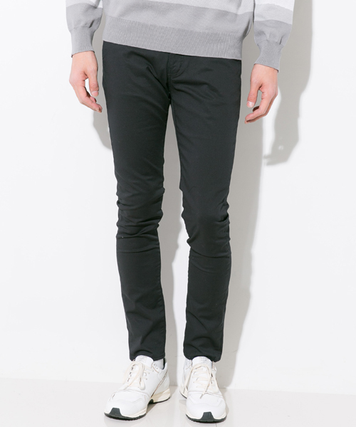 STUDIOUS（ステュディオス）の「【STUDIOUS】ハイパワーサテンストレッチテーパードスキニー（その他パンツ・メンズ・ブラック/カーキ・2/3/1）」の2枚目の写真