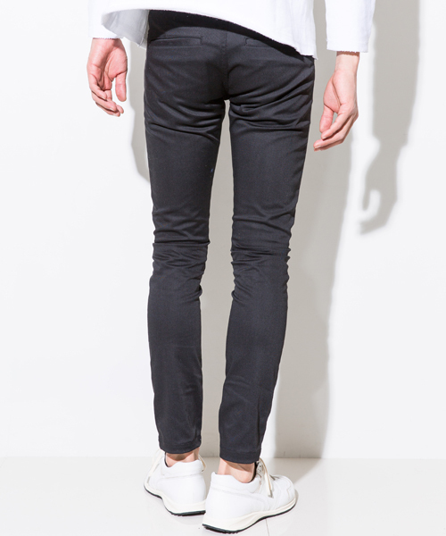 STUDIOUS（ステュディオス）の「【STUDIOUS】ハイパワーサテンストレッチテーパードスキニー（その他パンツ・メンズ・ブラック/カーキ・2/3/1）」の3枚目の写真