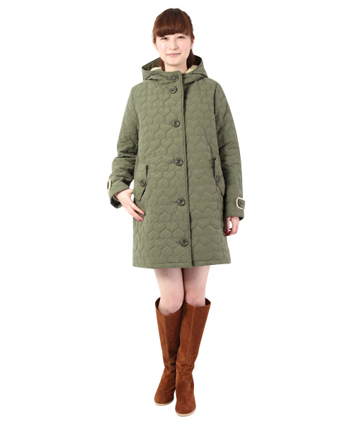 MILKFED.(ミルクフェド)の「HEART QUILTED COAT(その他アウター・レディース・ブラック/カーキ/ブルー・X-SMALL/SMALL)」の2枚目の写真