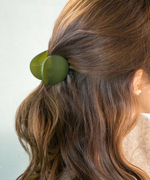 Fun & Daily（ファンアンドデイリー）の「F&D : マカロンバンスクリップ（バレッタ/ヘアクリップ・レディース・ネイビー/オレンジ/ブラック/カーキ/ワインレッド/ベージュ/ブラウン/グレー/ブルー/ピンク・FREE）」の12枚目の写真