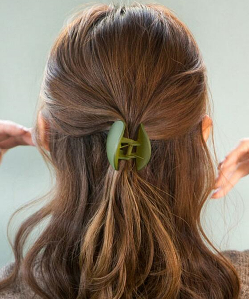 Fun & Daily（ファンアンドデイリー）の「F&D : マカロンバンスクリップ（バレッタ/ヘアクリップ・レディース・ネイビー/オレンジ/ブラック/カーキ/ワインレッド/ベージュ/ブラウン/グレー/ブルー/ピンク・FREE）」の13枚目の写真