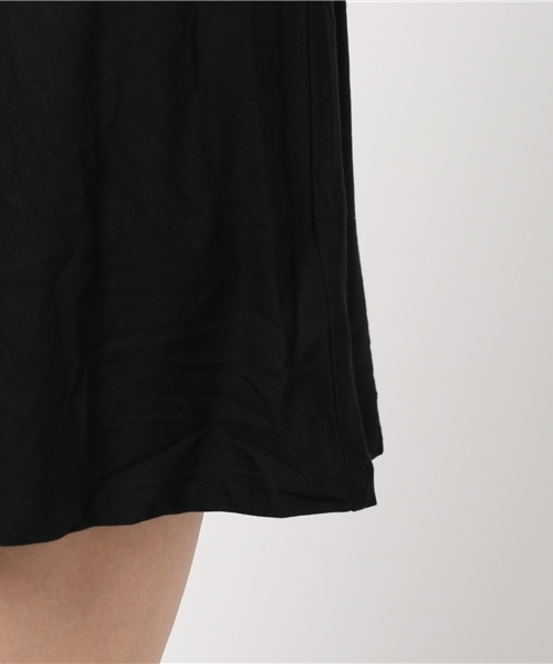 SLY（スライ）の「ホルターCUT FLARE OP（ワンピース・レディース・ダークグリーン/ブラウン/ブラック・1/2）」の4枚目の写真