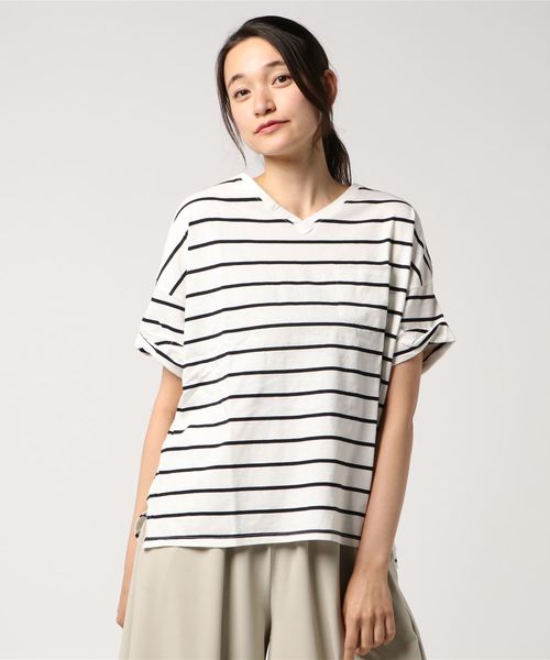 earth music&ecology（アースミュージックアンドエコロジー）の「・ロールアップ袖プルオーバー ●（Tシャツ/カットソー・レディース・レッド/ベージュ/ネイビー/グレー系その他/アイボリー/ブルー・FREE）」の10枚目の写真