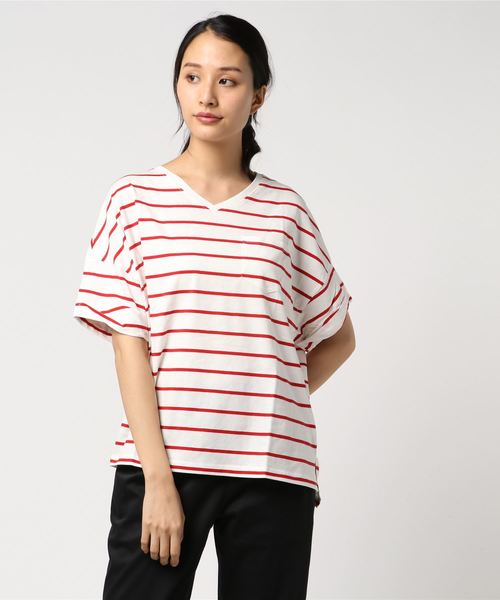 earth music&ecology（アースミュージックアンドエコロジー）の「・ロールアップ袖プルオーバー ●（Tシャツ/カットソー・レディース・レッド/ベージュ/ネイビー/グレー系その他/アイボリー/ブルー・FREE）」の6枚目の写真