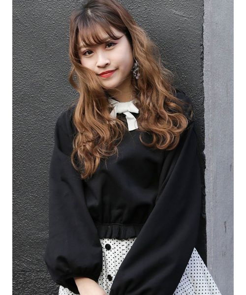 dazzlin(ダズリン)の「スプリングフリルパーカー(パーカー・レディース・ベージュ/グレー/ピンク/アイボリー/ブラック・FREE)」の3枚目の写真