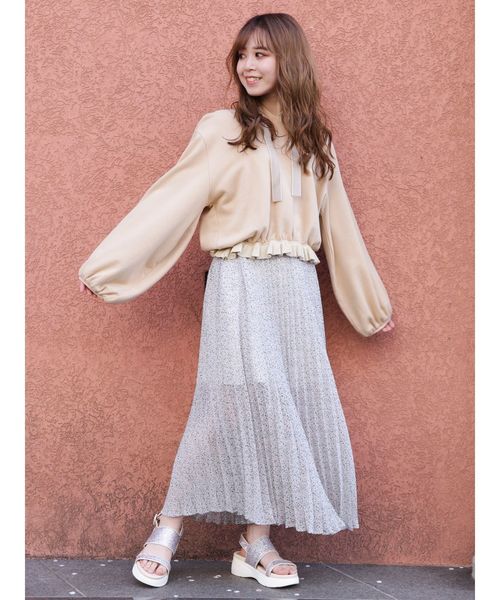 dazzlin(ダズリン)の「スプリングフリルパーカー(パーカー・レディース・ベージュ/グレー/ピンク/アイボリー/ブラック・FREE)」の8枚目の写真