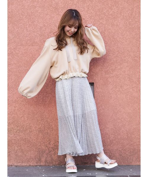 dazzlin(ダズリン)の「スプリングフリルパーカー(パーカー・レディース・ベージュ/グレー/ピンク/アイボリー/ブラック・FREE)」の9枚目の写真