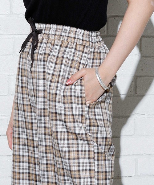 WEGO(ウィゴー)の「WEGO/チェックイージーワイドパンツ(その他パンツ・レディース・グレー系その他/ベージュ系その他/パープル系その他/イエロー系その他・FREE)」の10枚目の写真