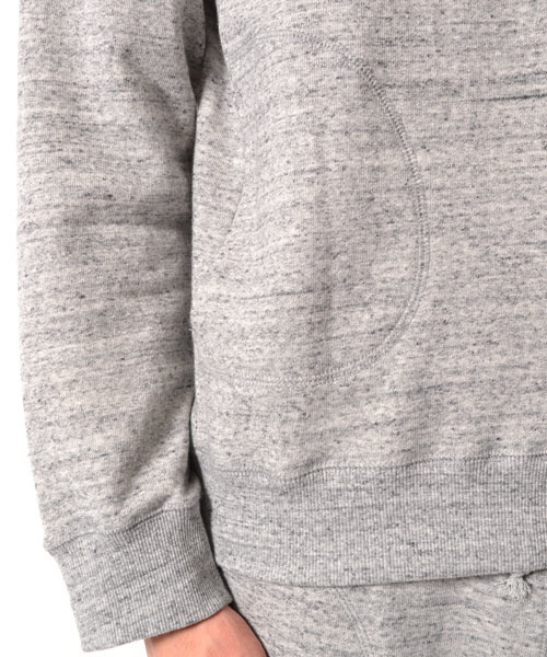 COMMONWARE AMERICAN RAG CIE&Magine（コモンウェアアメリカンラグシーアンド マージン）の「AMERICAN RAG CIE&Magine COMMONWARE スウェットプルオーバーL/S∴（スウェット・メンズ・グレー/ネイビー・44/48/46）」の10枚目の写真