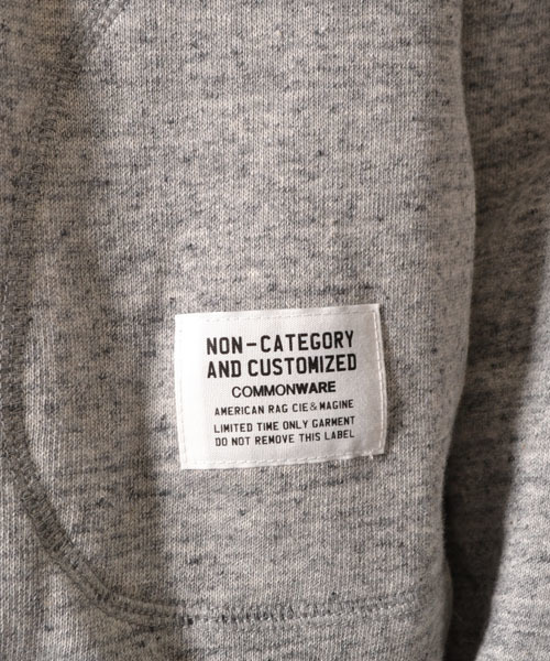 COMMONWARE AMERICAN RAG CIE&Magine（コモンウェアアメリカンラグシーアンド マージン）の「AMERICAN RAG CIE&Magine COMMONWARE スウェットプルオーバーL/S∴（スウェット・メンズ・グレー/ネイビー・44/48/46）」の13枚目の写真