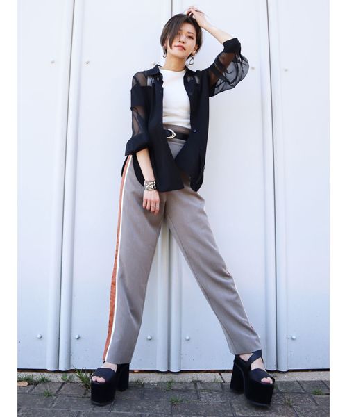 EMODA（エモダ）の「シアードッキングシャツ（シャツ/ブラウス・レディース・ブラック/ブラウン/オレンジ・FREE）」の7枚目の写真