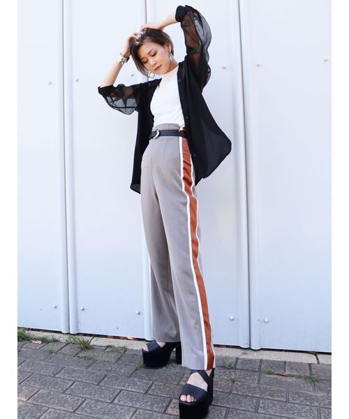 EMODA（エモダ）の「シアードッキングシャツ（シャツ/ブラウス・レディース・ブラック/ブラウン/オレンジ・FREE）」の8枚目の写真