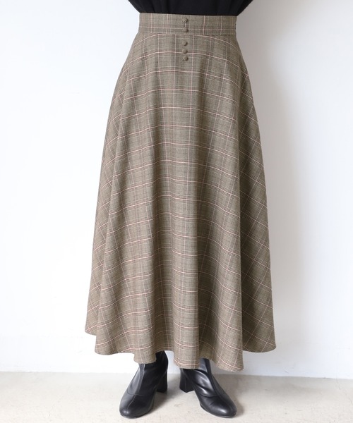 one after another NICE CLAUP（ワンアフターアナザーナイスクラップ）の「【WEB限定】フレアロングスカート（スカート・レディース・ホワイト/ブラック系その他/ベージュ系その他/ブラウン系その他/パープル系その他/その他/ベージュ・FREE）」の7枚目の写真