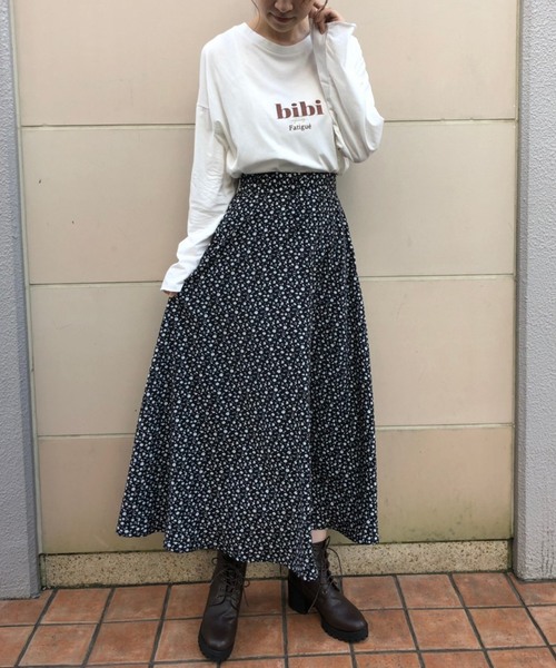 one after another NICE CLAUP（ワンアフターアナザーナイスクラップ）の「【WEB限定】フレアロングスカート（スカート・レディース・ホワイト/ブラック系その他/ベージュ系その他/ブラウン系その他/パープル系その他/その他/ベージュ・FREE）」の18枚目の写真