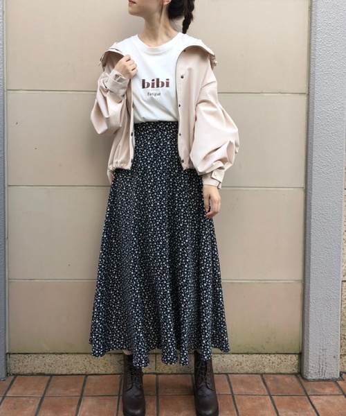 one after another NICE CLAUP（ワンアフターアナザーナイスクラップ）の「【WEB限定】フレアロングスカート（スカート・レディース・ホワイト/ブラック系その他/ベージュ系その他/ブラウン系その他/パープル系その他/その他/ベージュ・FREE）」の21枚目の写真