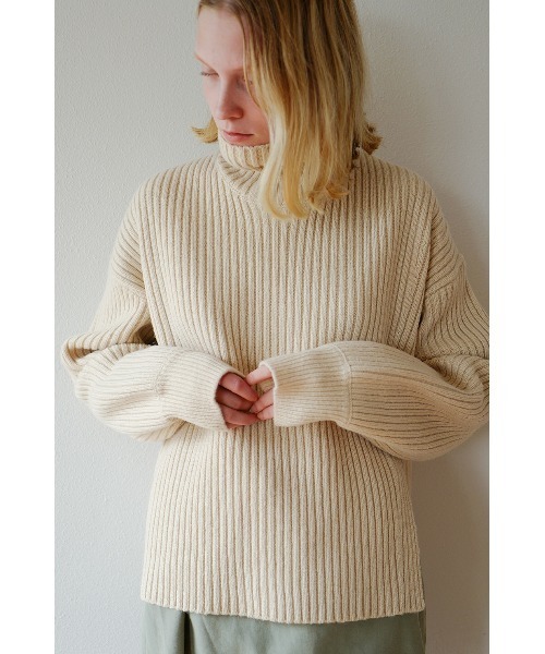 CLANE（クラネ）の「SIDE SLIT TURTLE RIB KNIT（ニット