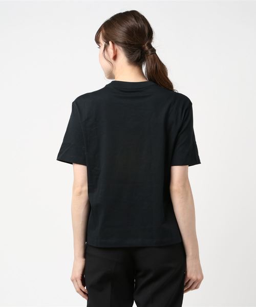 NIKE(ナイキ)の「ナイキ NIKE ウィメンズ エッセンシャル BF S/S トップ(Tシャツ/カットソー・レディース・ブラック/ホワイト・L/XL/S/M)」の4枚目の写真